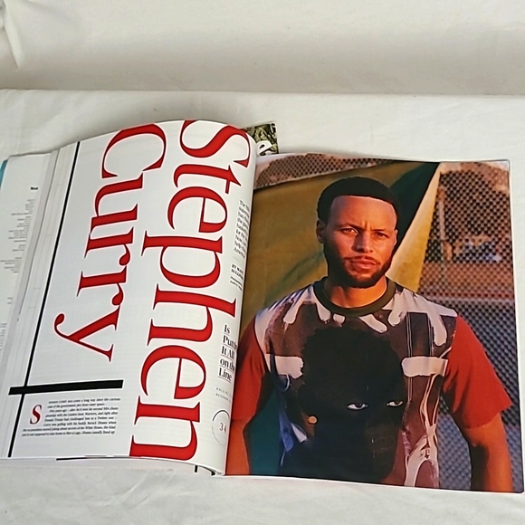 Rolling Stone magazines - Picture 2 of 3